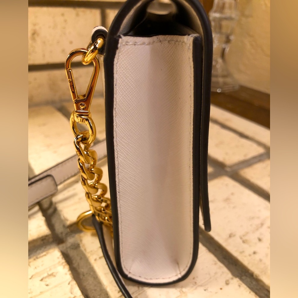 💥Moving to @the_bag_guy💥Michael Kors - Crossbody - White - Picture 14 of 17